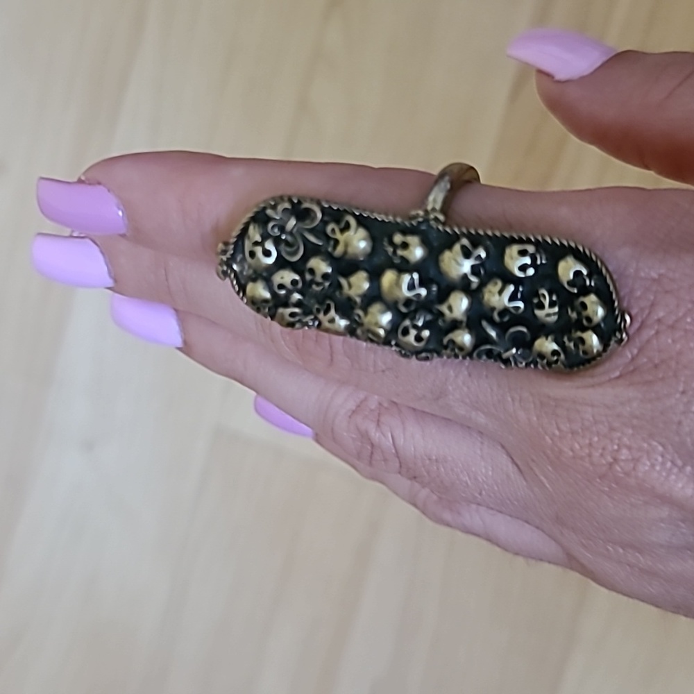 Oversized Unique Unisex Gold/Black Skull Ring